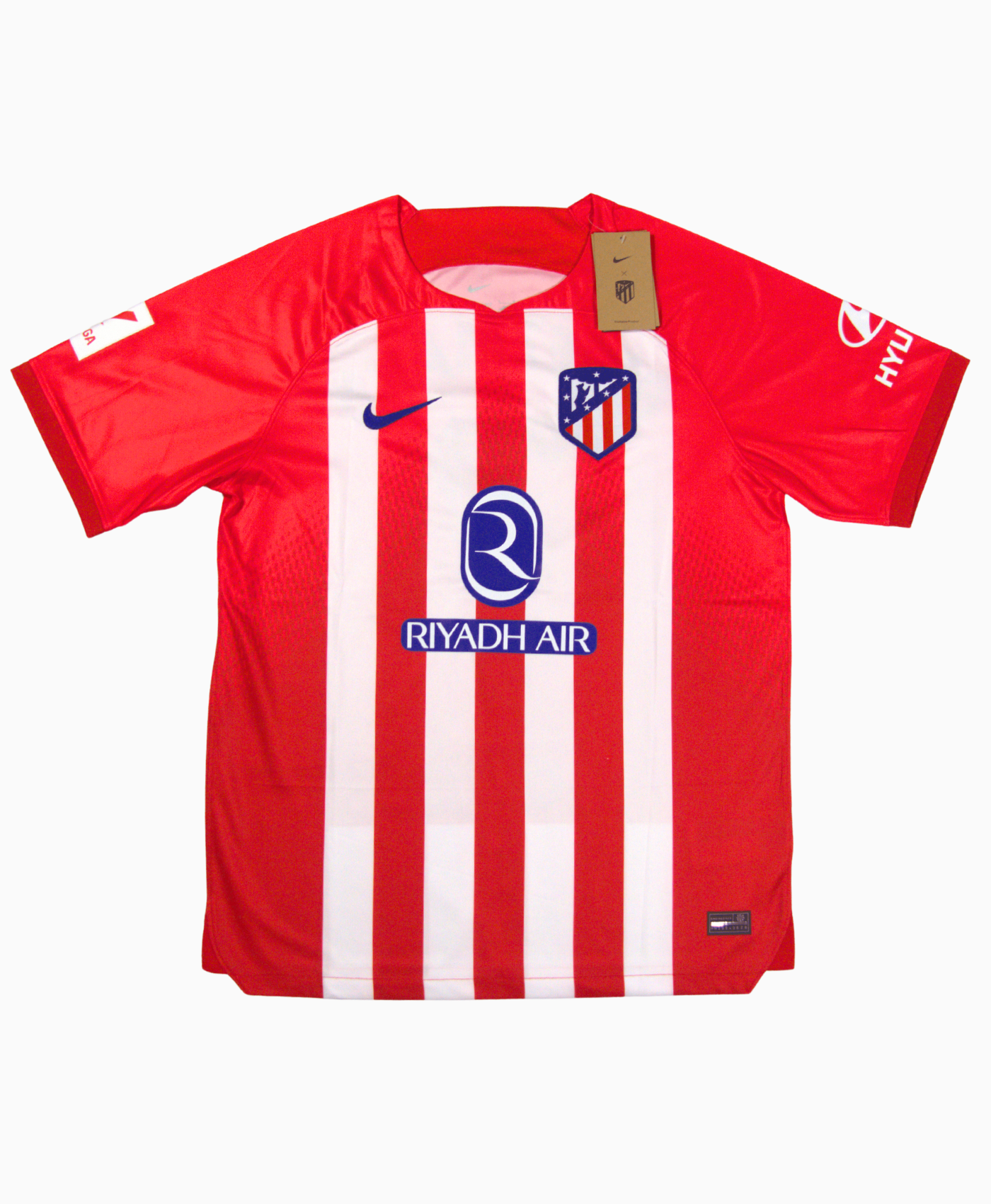 La camiseta del Atlético 23/24, más clásica pero con un detalle que  generará debate