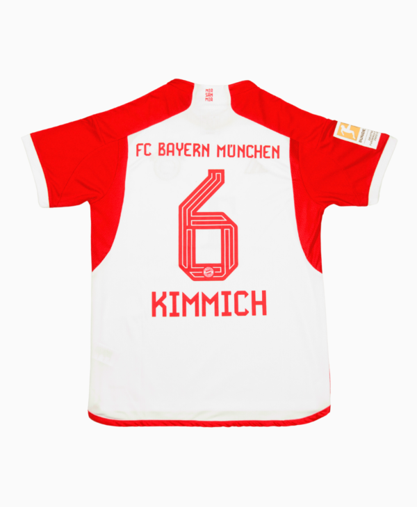 Imagen del jugador Joshua Kimmich del Bayern de Múnich de la temporada 2023-2024.