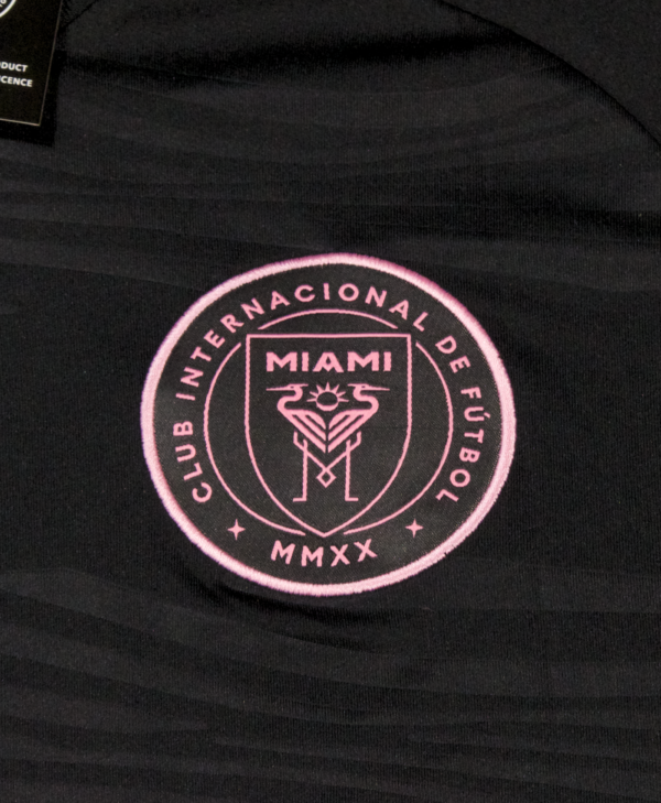 Escudo de la camiseta de futbol del Inter Miami Visita